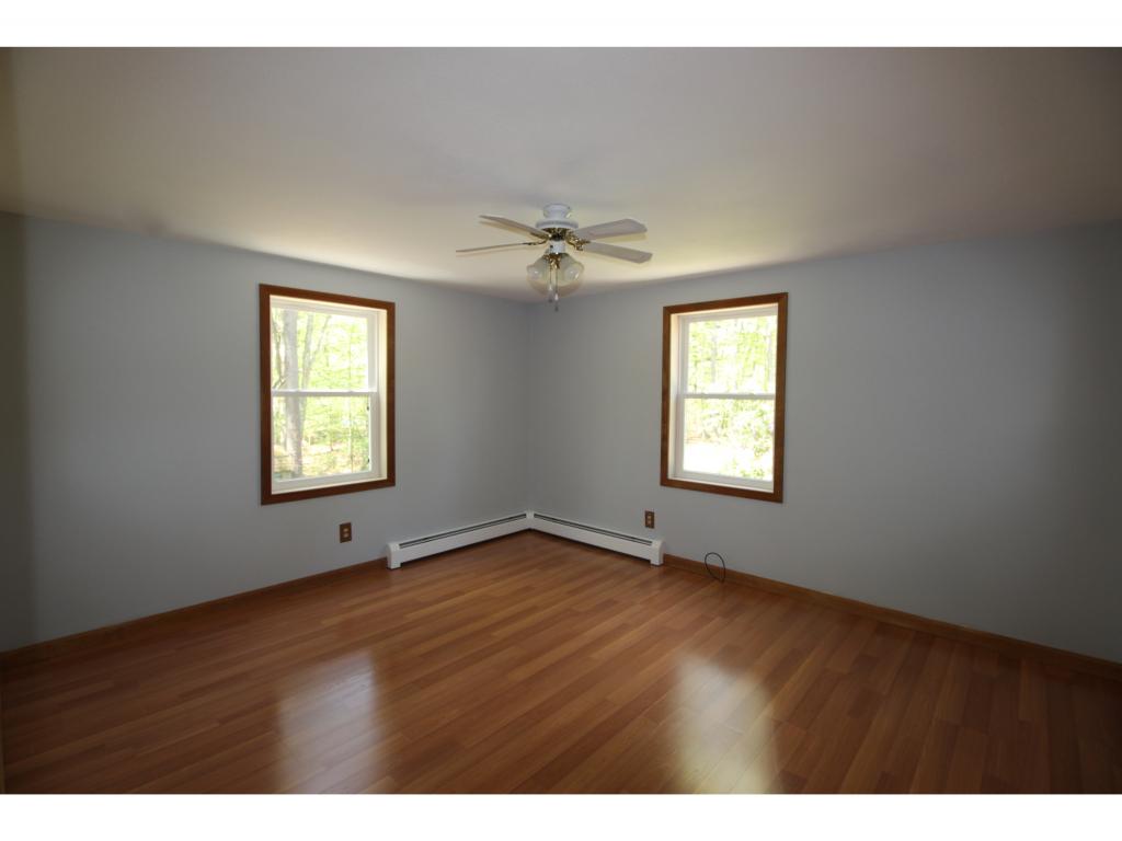 62 Hampstead Road Danville, NH 03819 - Photo 17 of 27 Gallery Image 17
