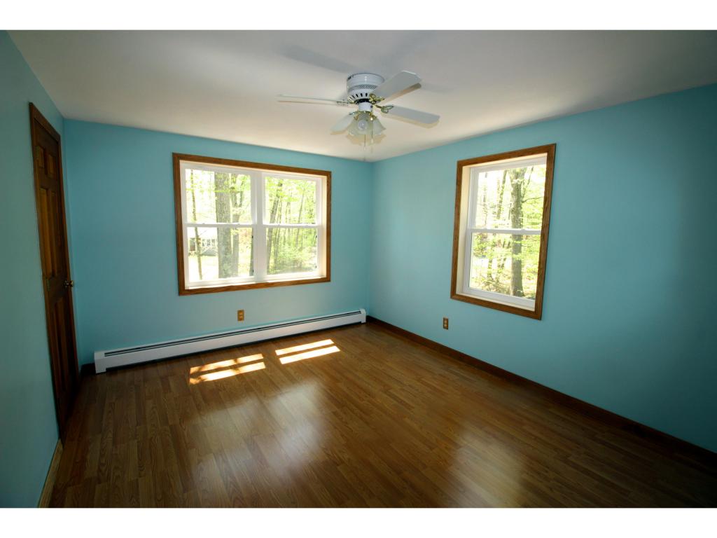 62 Hampstead Road Danville, NH 03819 - Photo 19 of 27 Gallery Image 19