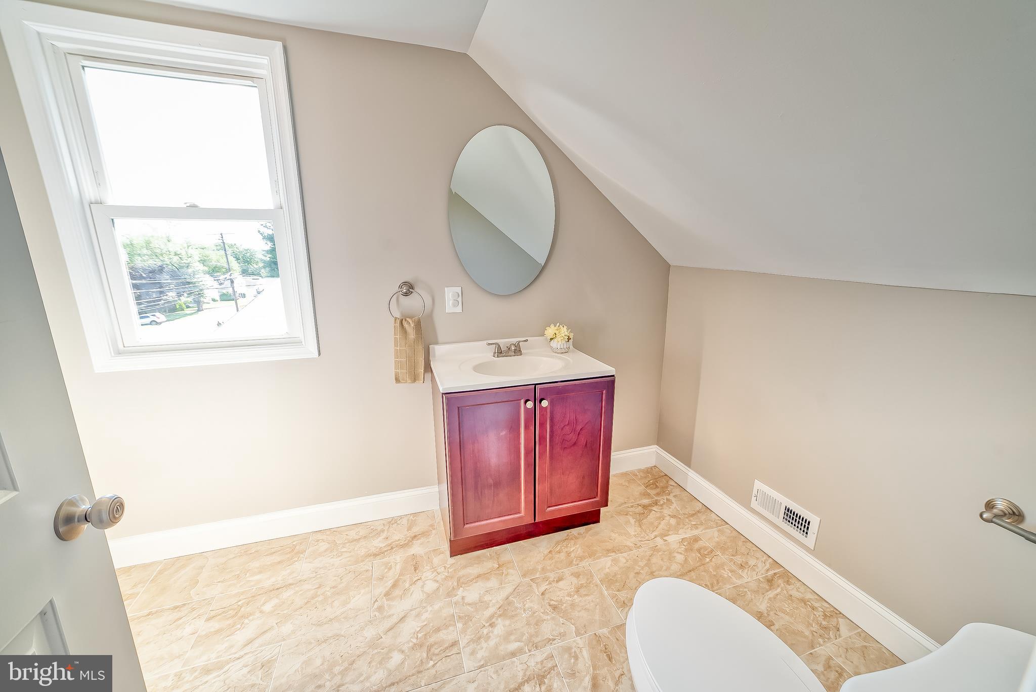 3729 Milford Mill Road Baltimore, MD 21244 - Photo 13 of 18