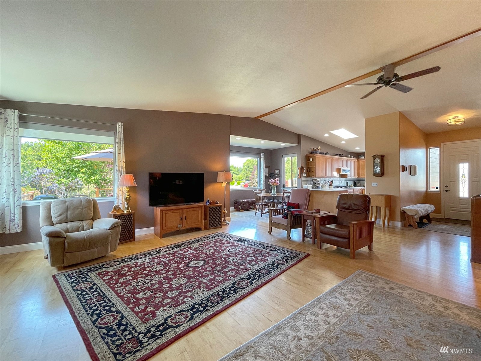 191 Ruby Road Port Angeles, WA 98362 - Photo 4 of 38 Gallery Image 4