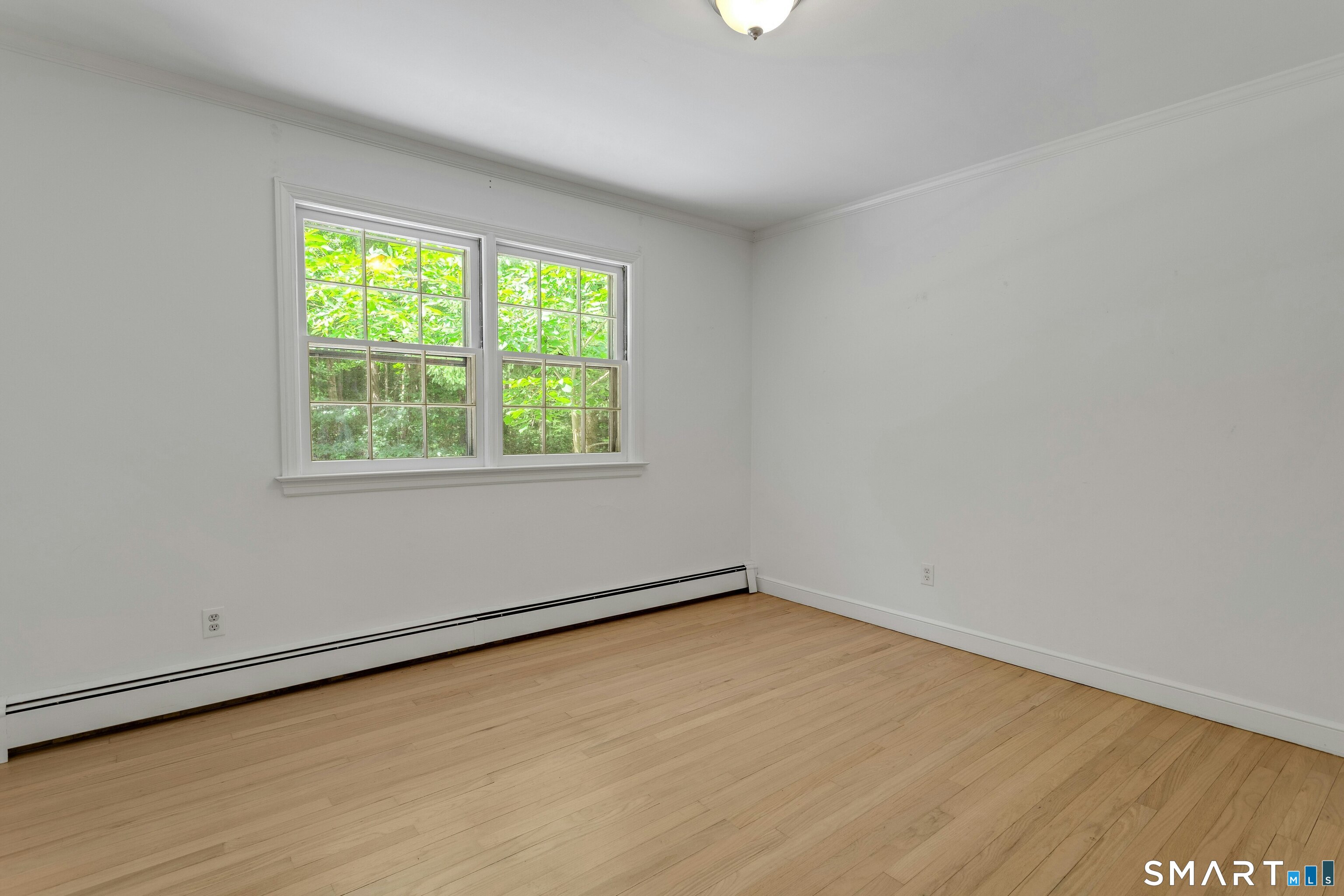 195 Range Road Wilton, CT 06897 - Photo 10 of 25 Dining Room