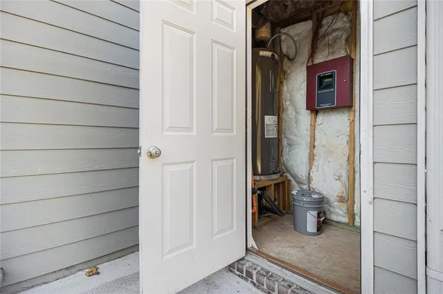 $234,900 | 6257 Ellenwood Drive, Rex, GA 30273