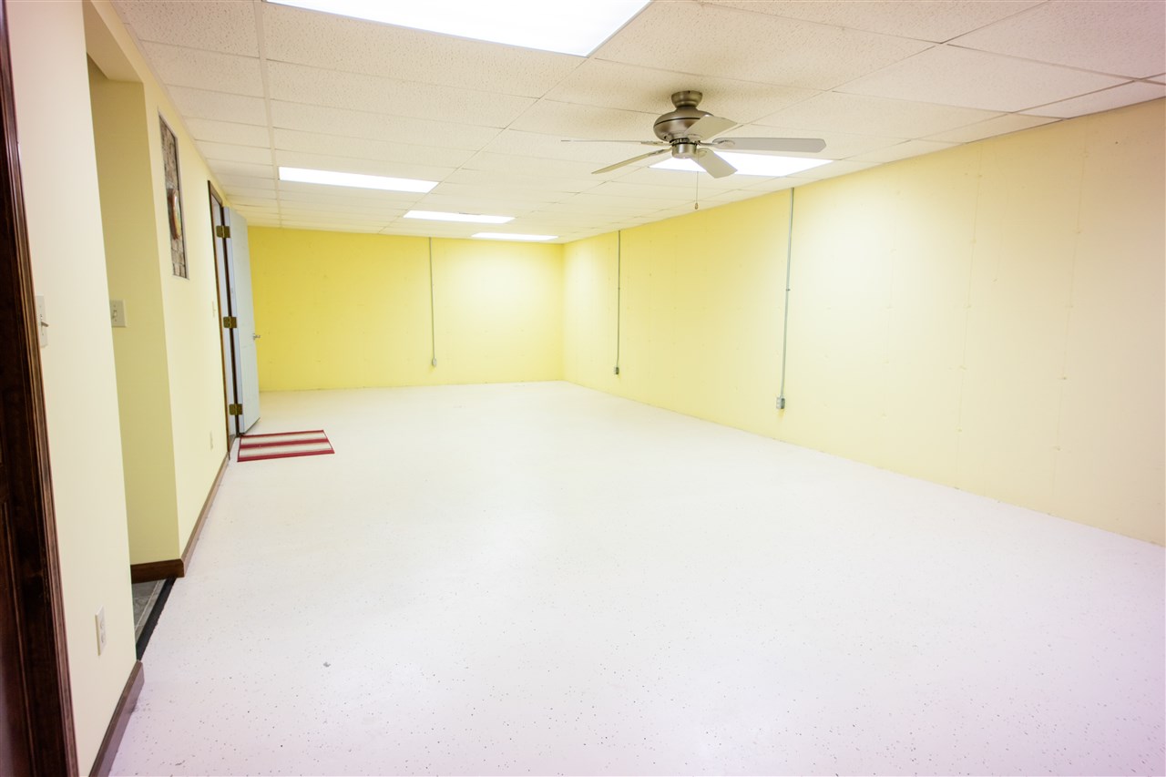 9379 West Reeves Road Spencer, IN 47460 - Photo 19 of 24