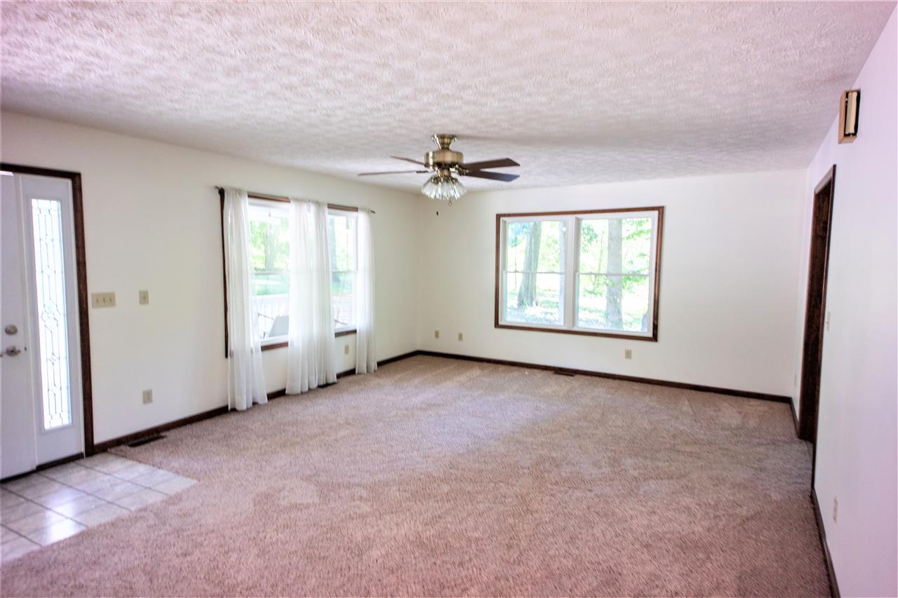 9379 West Reeves Road Spencer, IN 47460 - Photo 6 of 24