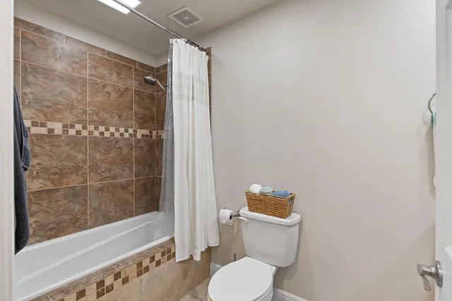 $499,900 | 28 Walnut Avenue, Shalimar, FL 32579