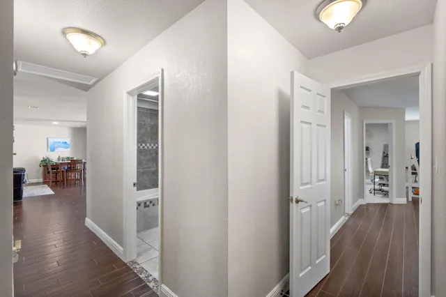 $499,900 | 28 Walnut Avenue, Shalimar, FL 32579