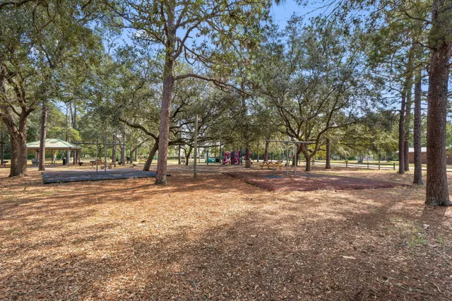 $499,900 | 28 Walnut Avenue, Shalimar, FL 32579