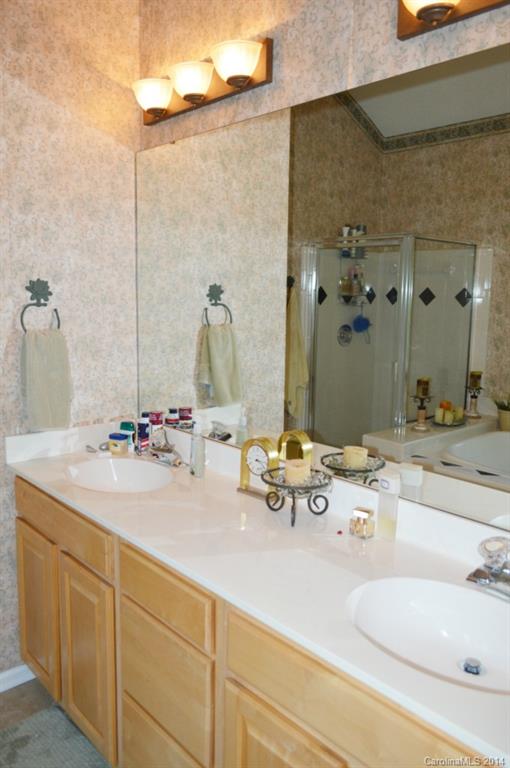 7320 Rothmore Street, Unit 24 Charlotte, NC 28215 - Photo 19 of 24 Gallery Image 19