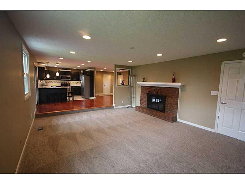 5616 Broyles Road Avon, IN 46123 - Photo 7 of 13 Gallery Image 7