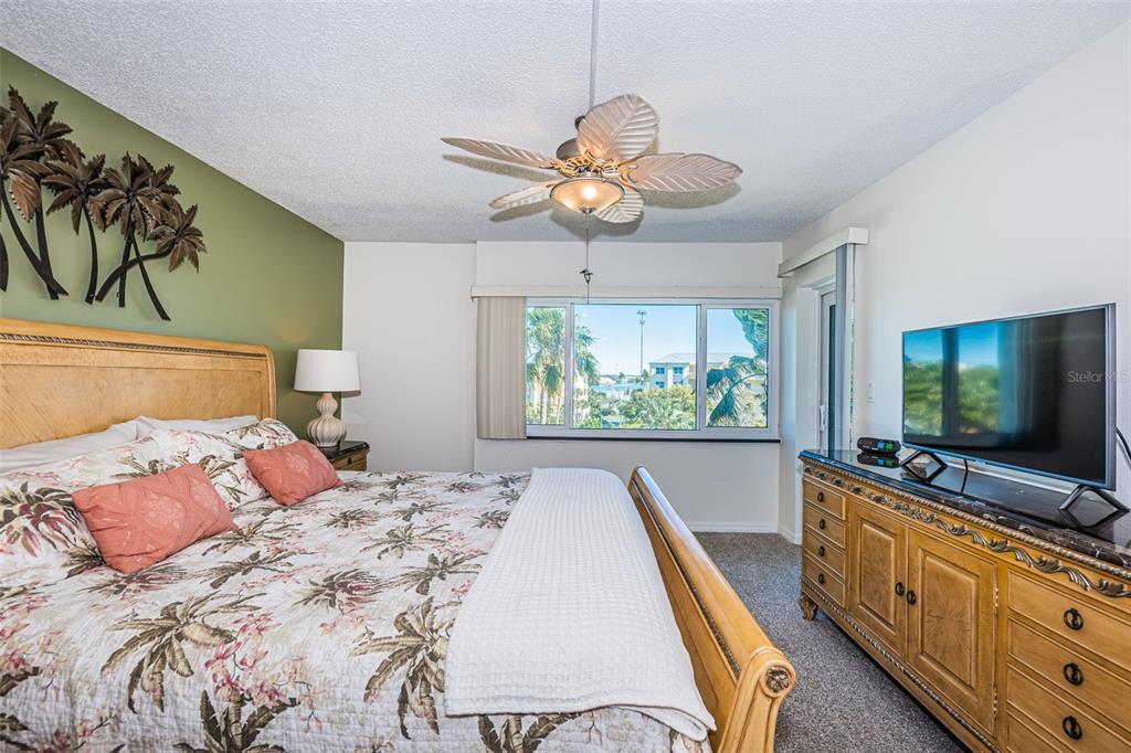 401 150th Avenue, Unit 245 Madeira Beach, FL 33708 - Photo 27 of 60