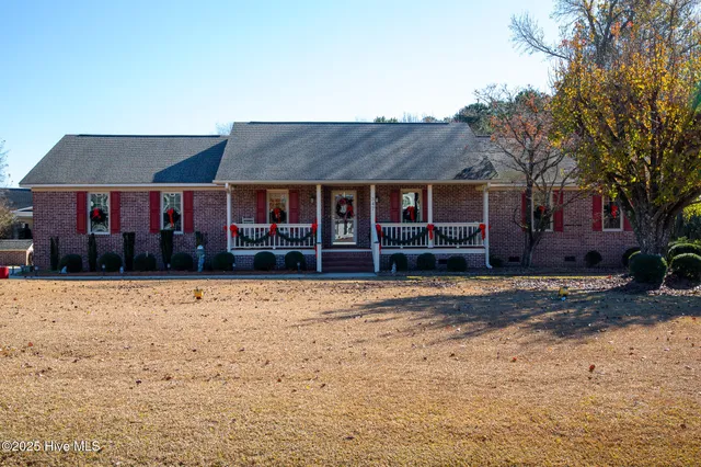$389,000 | 347 Stewart Circle, Whiteville, NC 28472