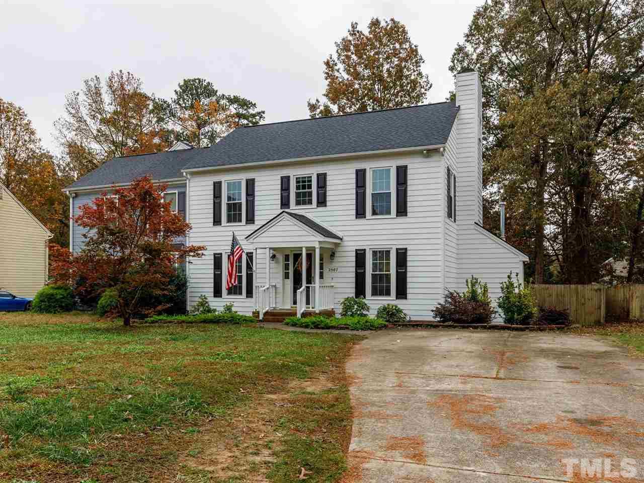 2507 Sawmill Road Raleigh, NC 27613 - Photo 2 of 30