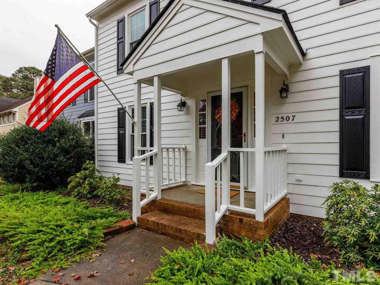 2507 Sawmill Road Raleigh, NC 27613 - Photo 3 of 30