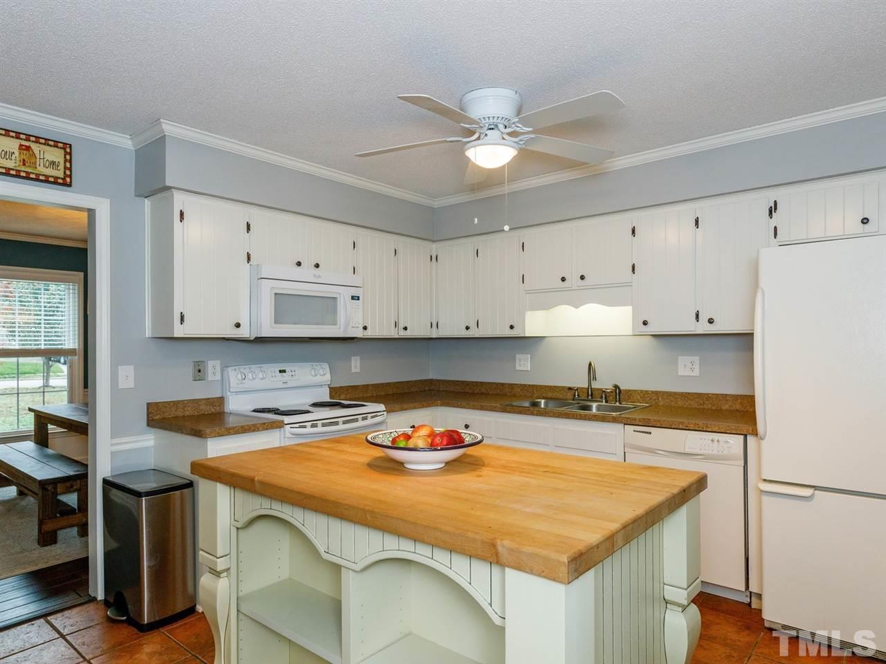 2507 Sawmill Road Raleigh, NC 27613 - Photo 7 of 30