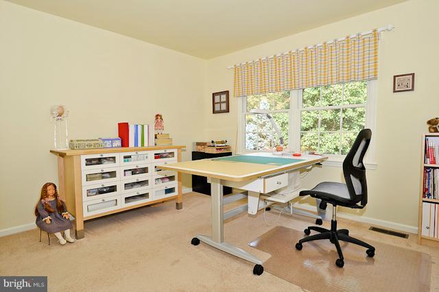 7843 Roundabout Way Springfield, VA 22153 - Photo 17 of 30 Bedroom