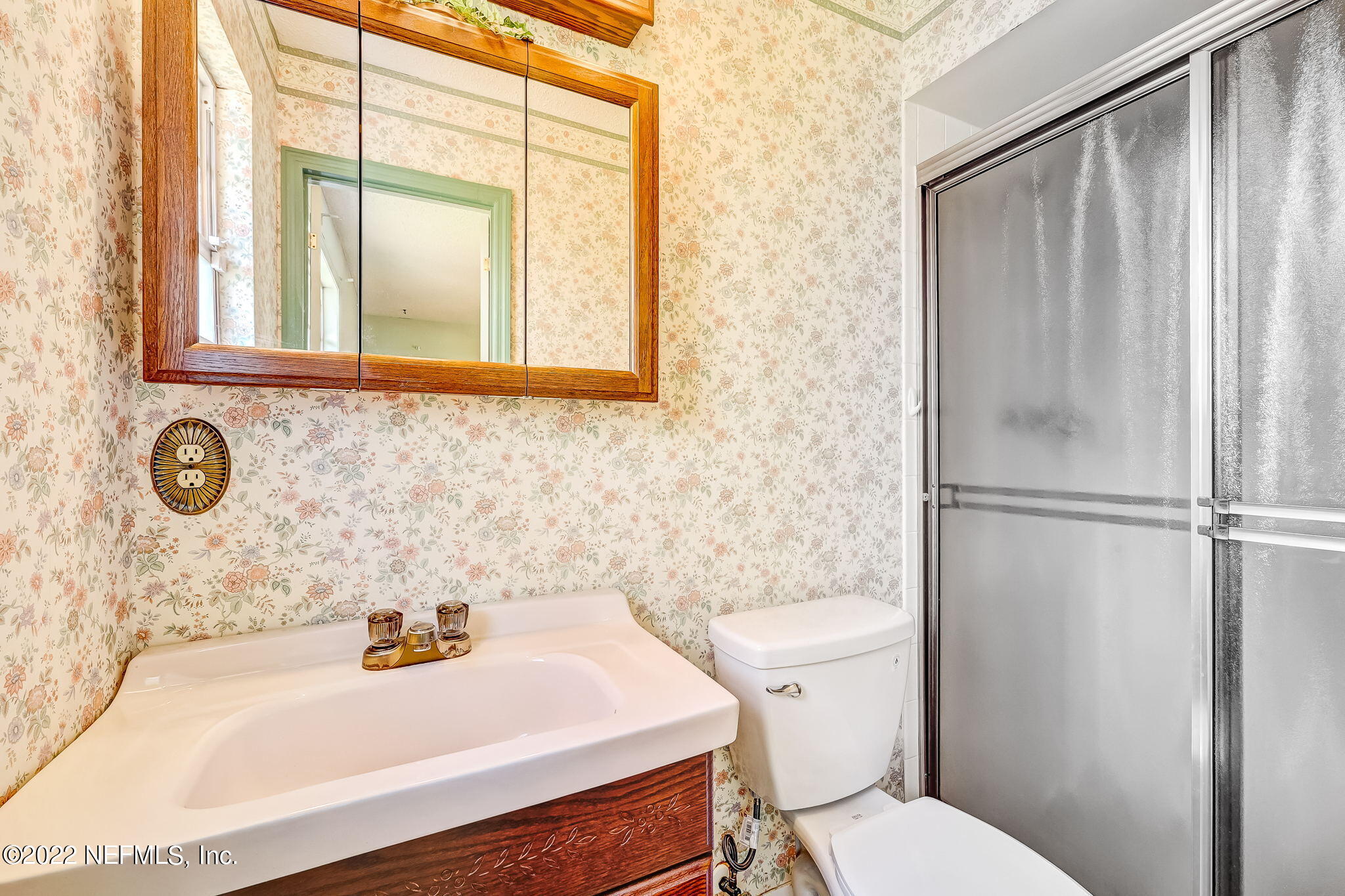 3915 Morning Glory Road Jacksonville, FL 32210 - Photo 18 of 54 PRIMARY BEDROOM EN-SUITE