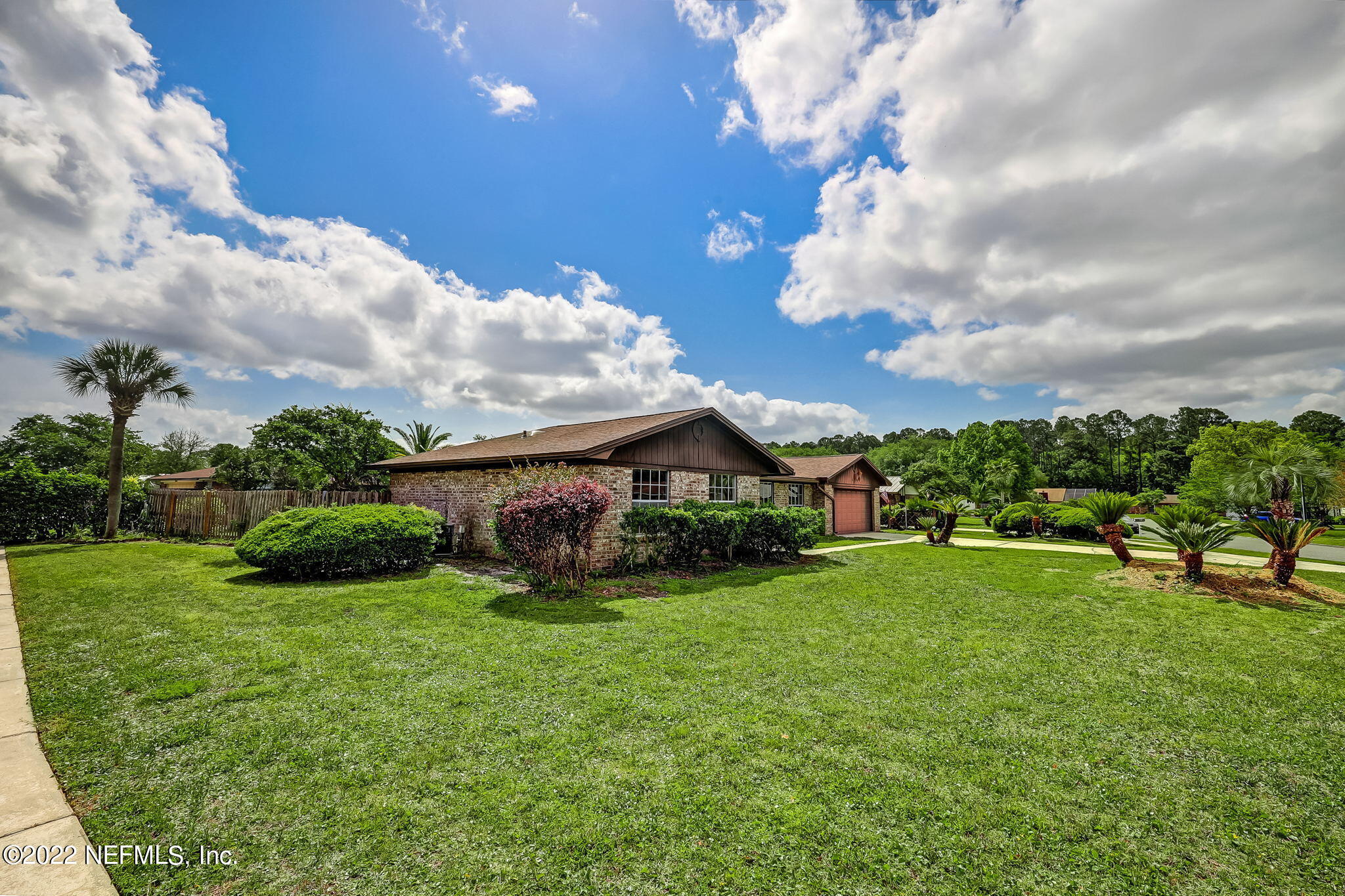 3915 Morning Glory Road Jacksonville, FL 32210 - Photo 33 of 54 SIDE