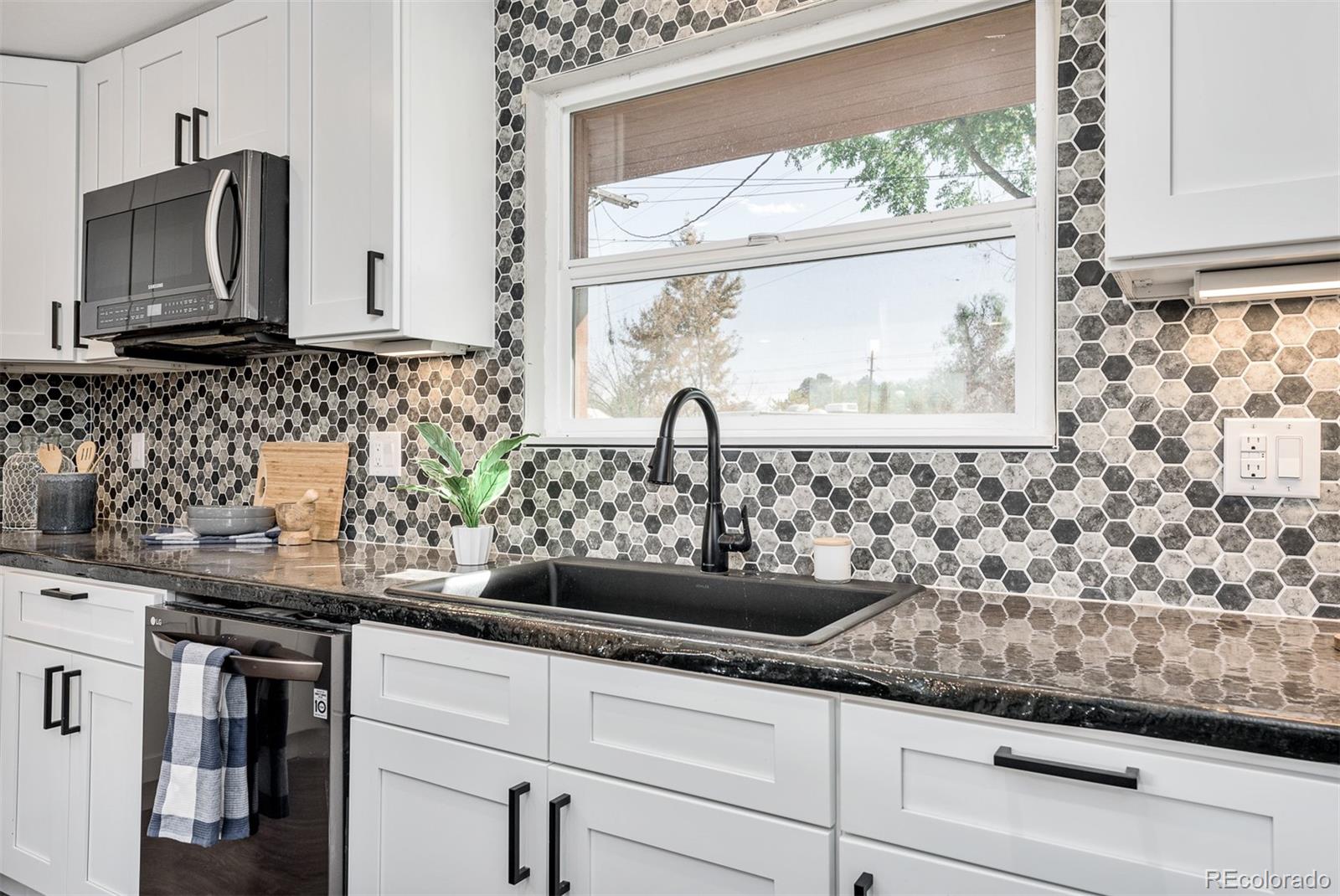 16040 Mt Vernon Road Golden, CO 80401 - Photo 14 of 40 Gallery Image 14