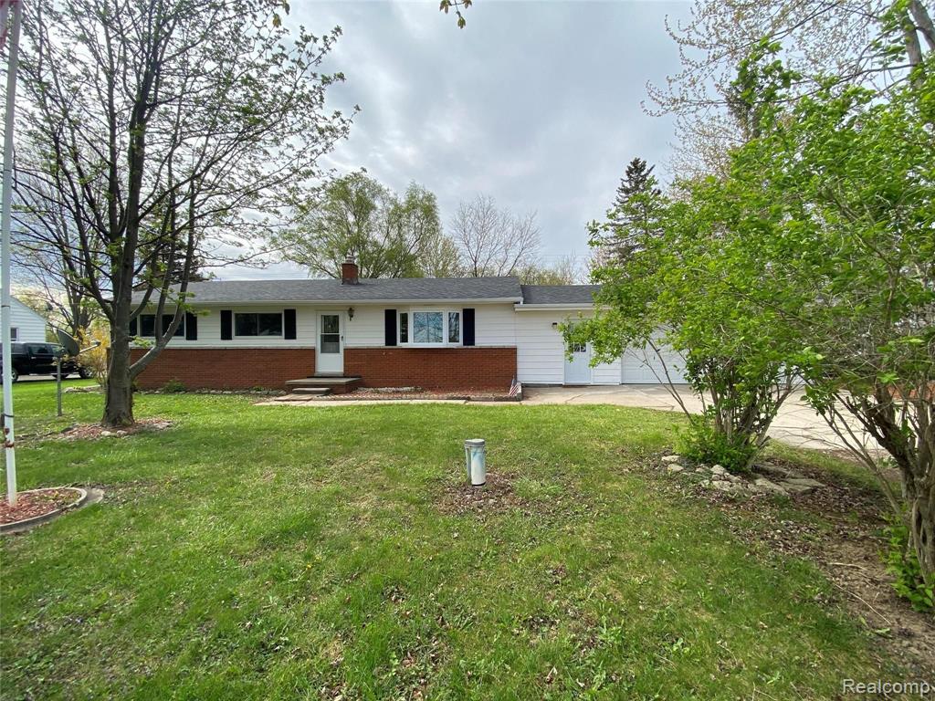 15159 Imlay City Road Capac, MI 48014 - Photo 2 of 22