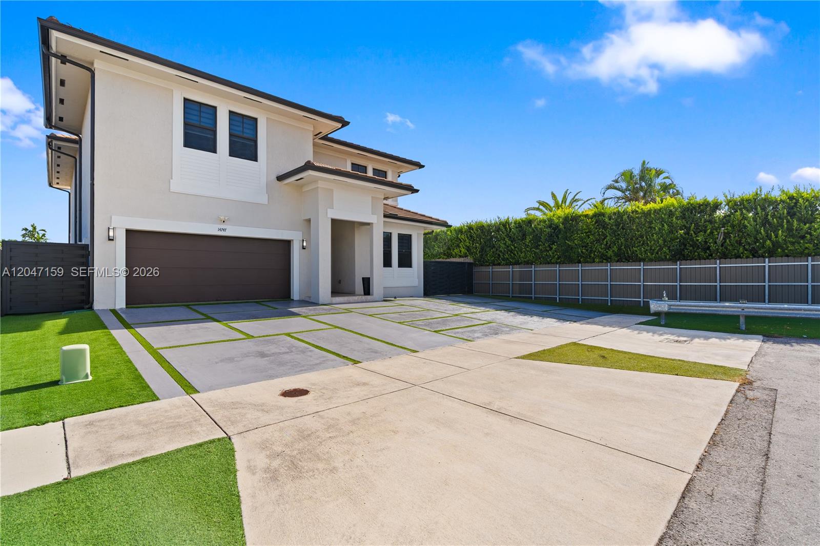 14747 Southwest 38th Terrace Miami, FL 33185 - Photo 2 of 46