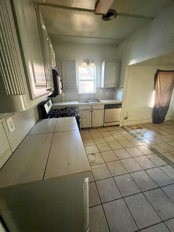 728 Ritchey Street Gainesville, TX 76240 - Photo 34 of 37