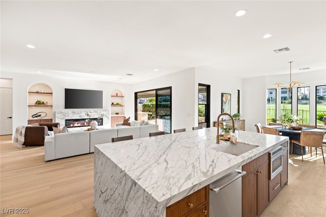 1987 Orchard Mist Ct