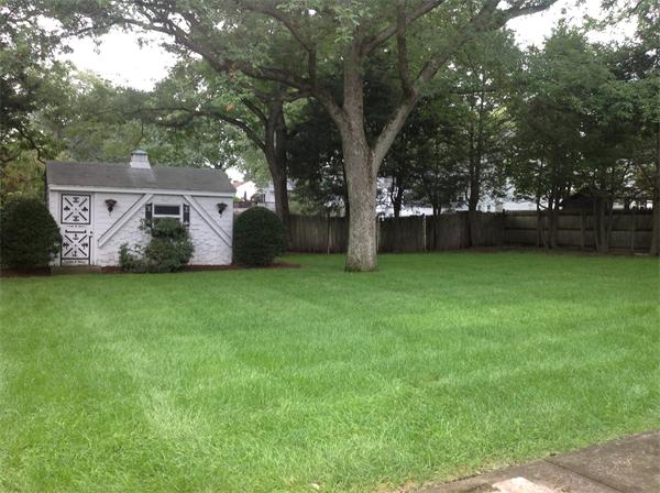 96 Longmeadow Road Norwood, MA 02062 - Photo 8 of 9 Gallery Image 8
