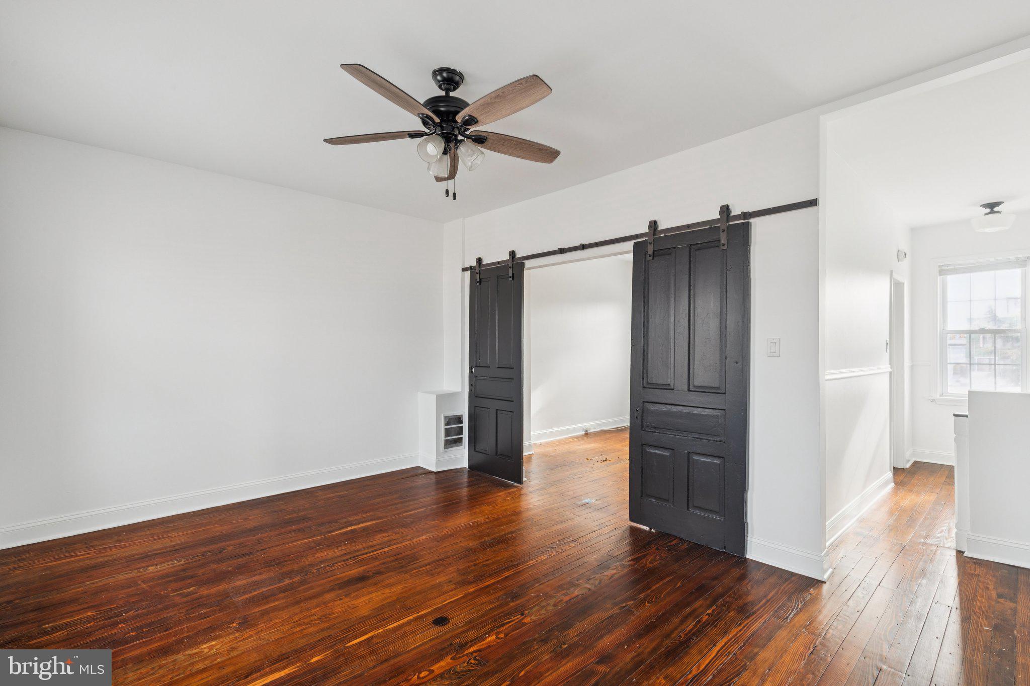 850 East Thompson Street Philadelphia, PA 19125 - Photo 29 of 38