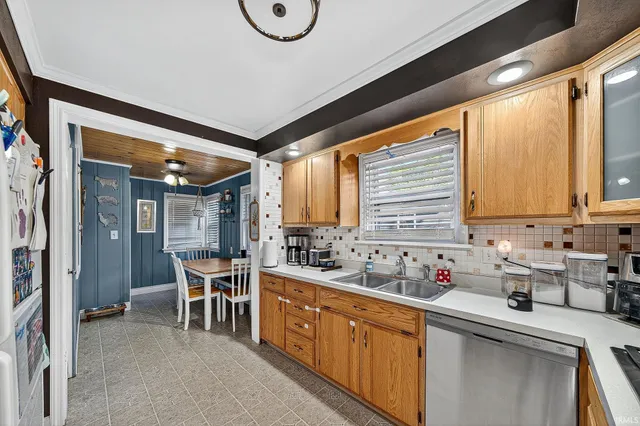 $230,000 | 418 West Superior Street, Osceola, IN 46561