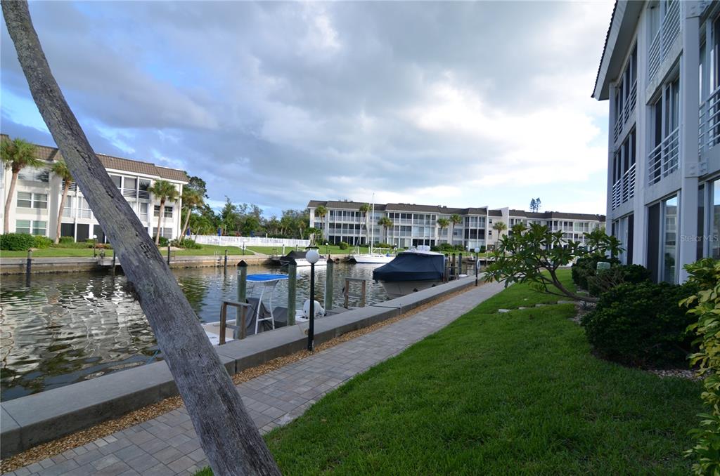 4420 Exeter Drive, Unit 208 Longboat Key, FL 34228 - Photo 18 of 28
