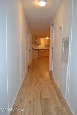 $1,000 | 1169 Breaux Bridge, Unit B, Breaux Bridge, LA 70517