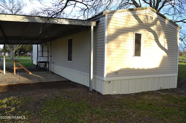 $1,000 | 1169 Breaux Bridge, Unit B, Breaux Bridge, LA 70517