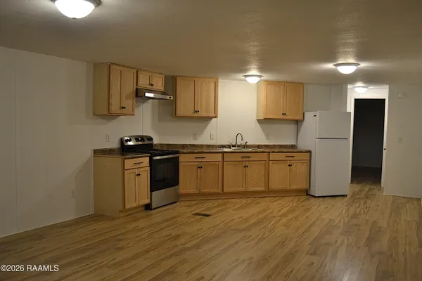 $1,000 | 1169 Breaux Bridge, Unit B, Breaux Bridge, LA 70517