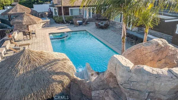 $3,500,000 | 16 Saddle Road, Rancho Palos Verdes, CA 90275