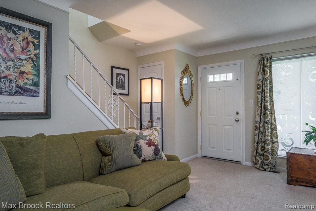 3800 Normandy Road, Unit 2 Royal Oak, MI 48073 - Photo 6 of 18