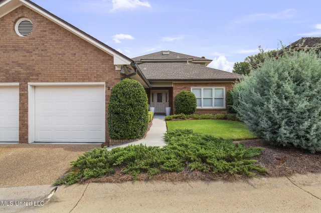 $450,000 | 203 Winter Teal Court, Madison, MS 39110