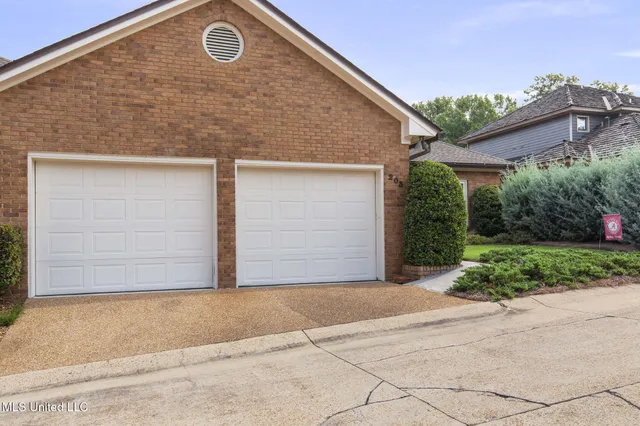 $450,000 | 203 Winter Teal Court, Madison, MS 39110