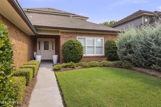 $450,000 | 203 Winter Teal Court, Madison, MS 39110