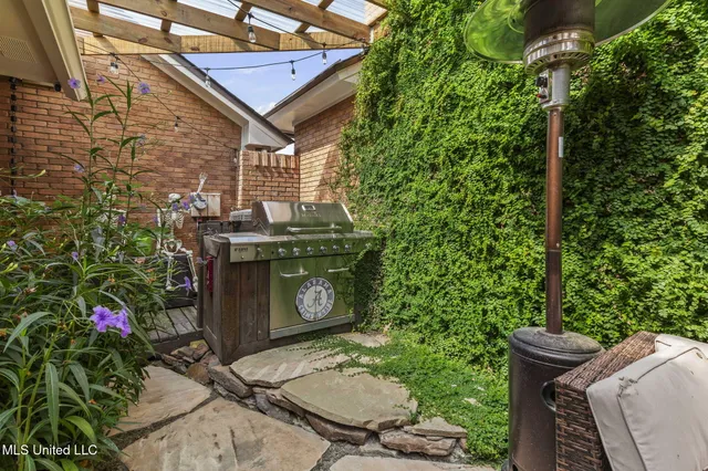 $450,000 | 203 Winter Teal Court, Madison, MS 39110