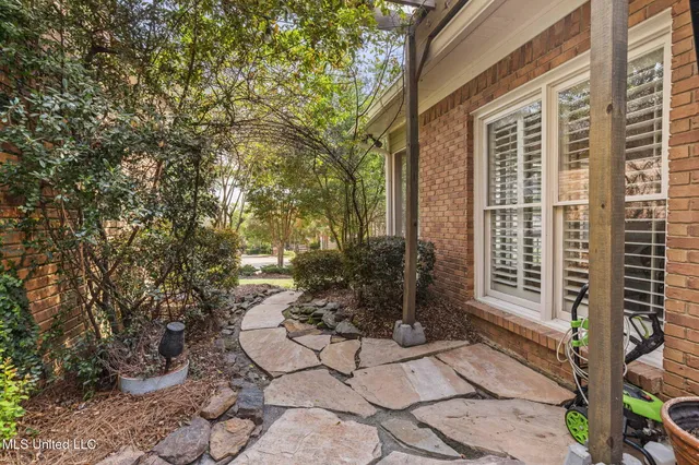 $450,000 | 203 Winter Teal Court, Madison, MS 39110