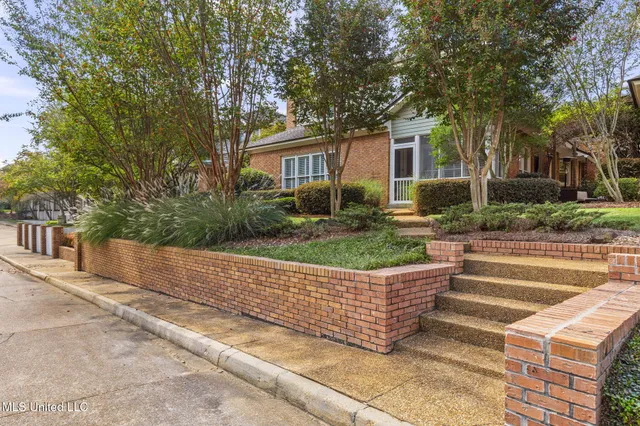 $450,000 | 203 Winter Teal Court, Madison, MS 39110