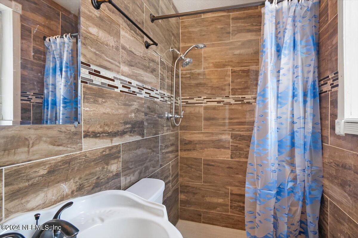 4931 Foxboro Road Jacksonville, FL 32208 - Photo 24 of 32 24-4931 Foxboro Rd (25)