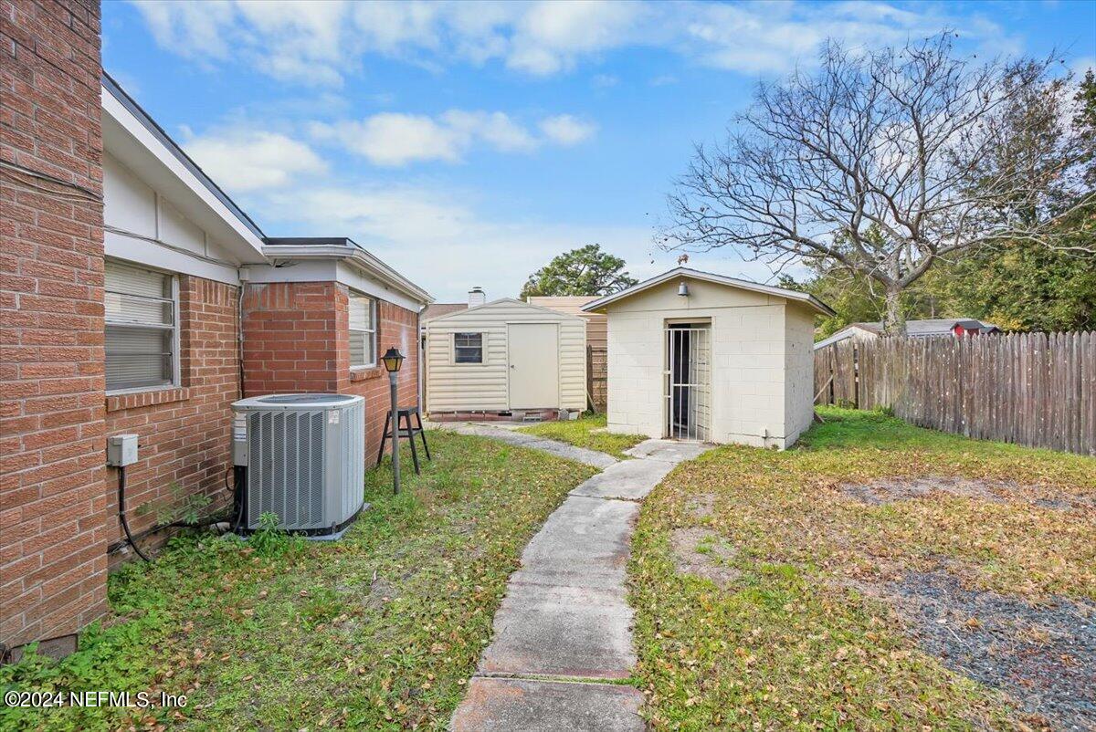 4931 Foxboro Road Jacksonville, FL 32208 - Photo 30 of 32 30-4931 Foxboro Rd (31)