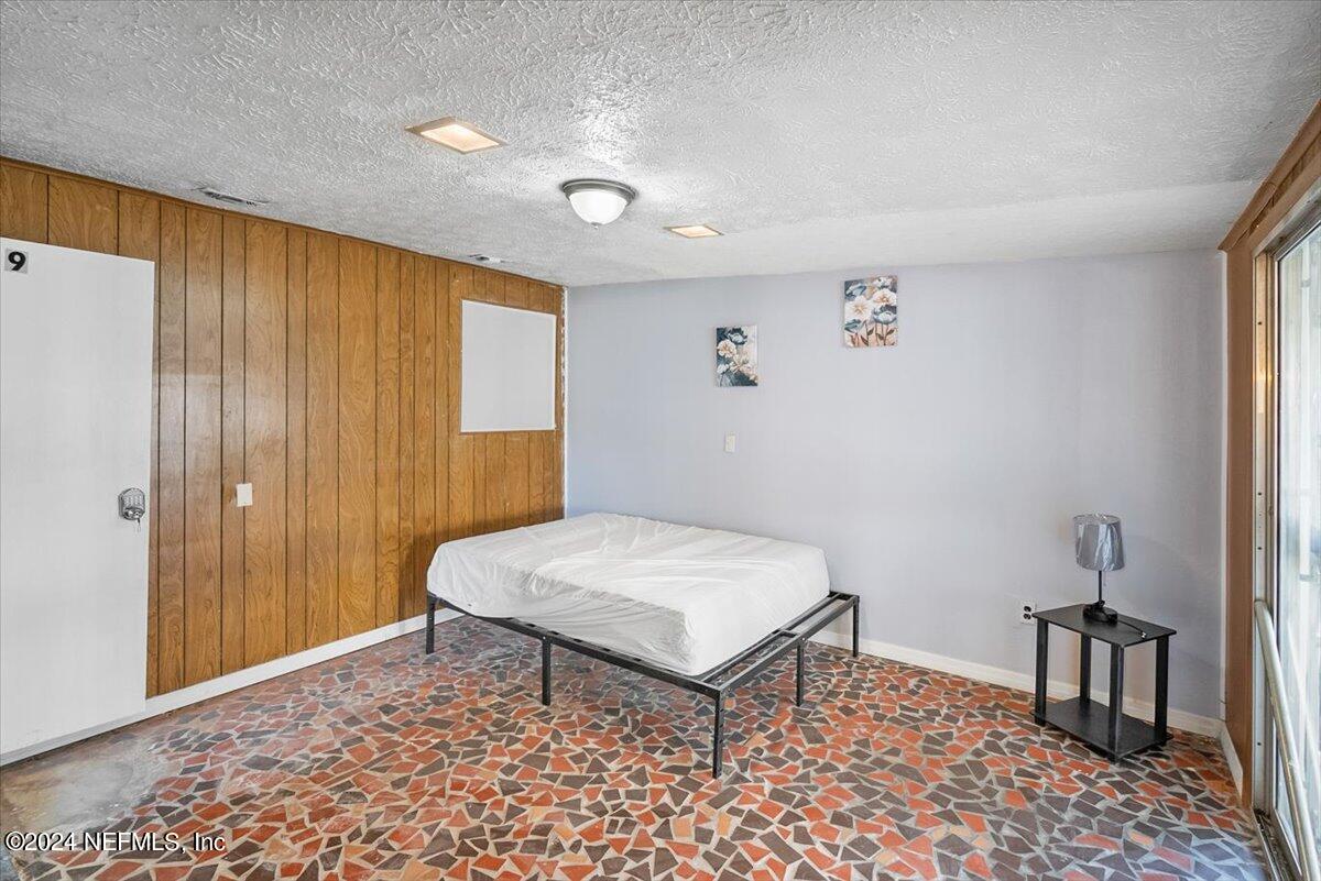 4931 Foxboro Road Jacksonville, FL 32208 - Photo 6 of 32 06-4931 Foxboro Rd (11)