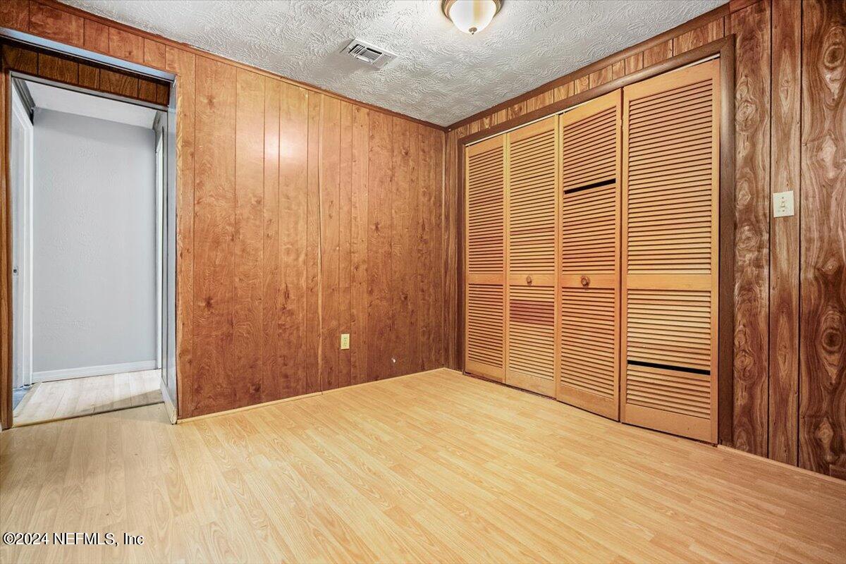 4931 Foxboro Road Jacksonville, FL 32208 - Photo 9 of 32 09-4931 Foxboro Rd (4)