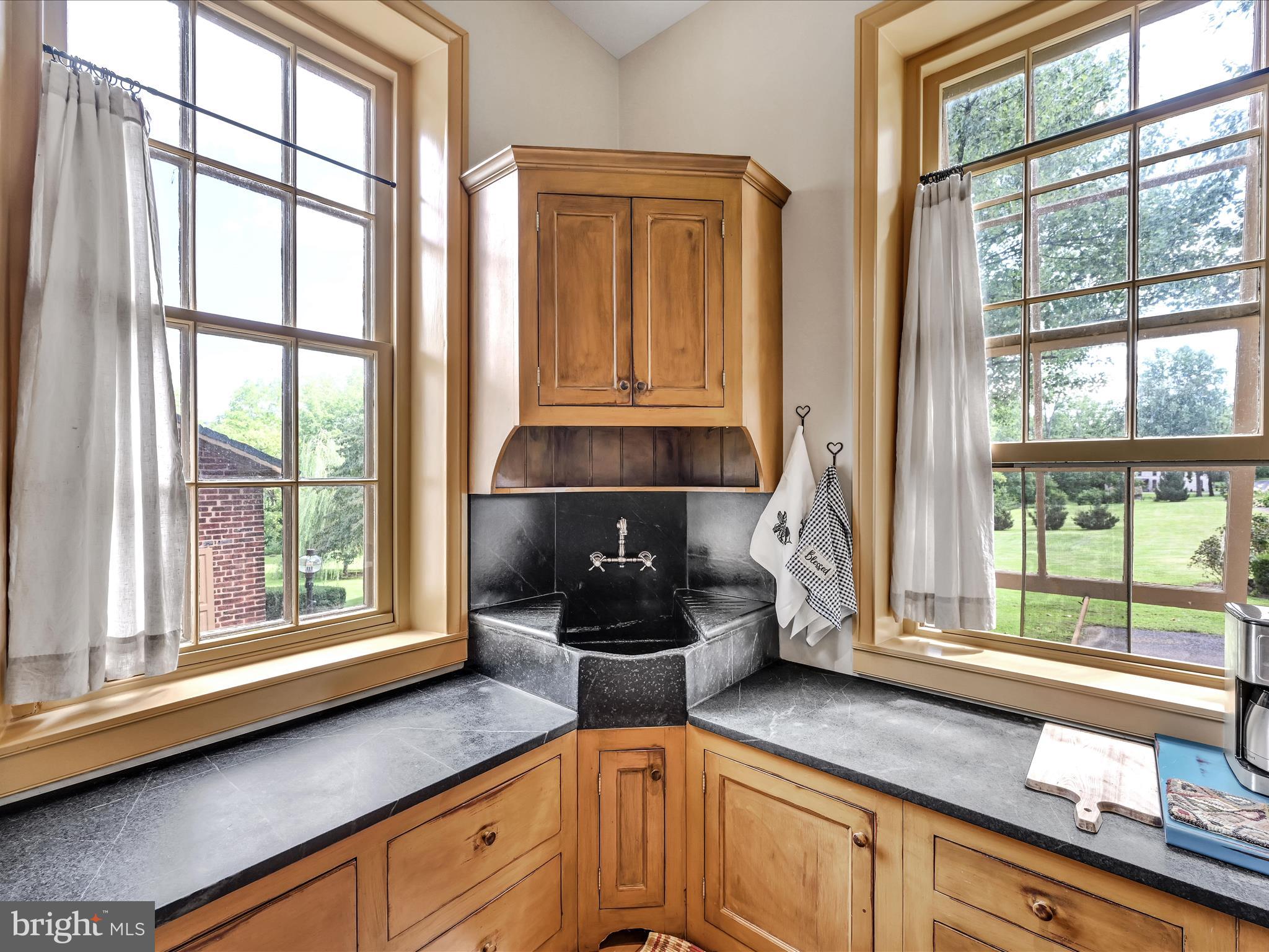 16 South Millbach Road Newmanstown, PA 17073 - Photo 17 of 65 Eat-In-Kitchen