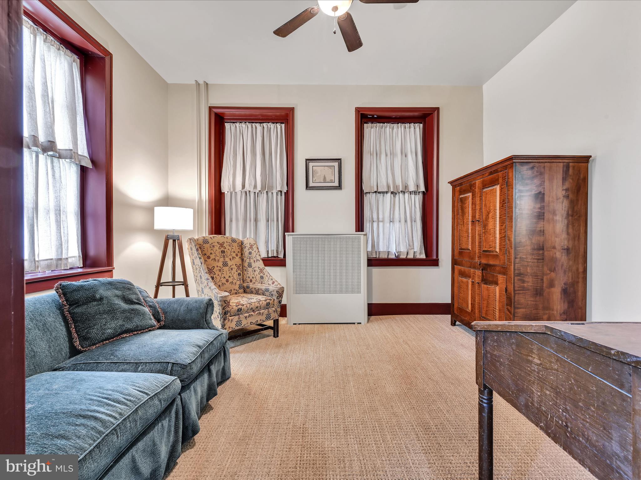 16 South Millbach Road Newmanstown, PA 17073 - Photo 10 of 65 Living Room