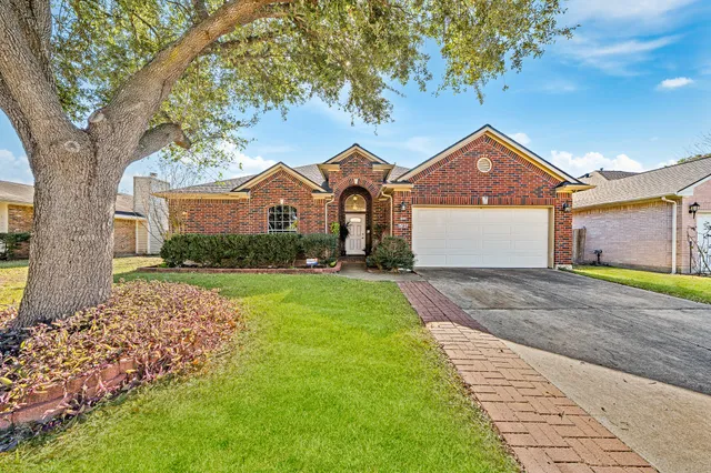 $2,150 | 15727 Schumann Lane, Houston, TX 77083