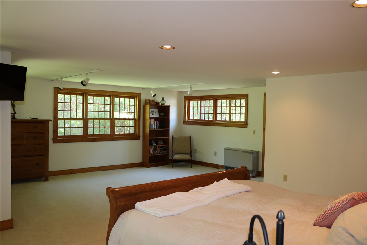 909 Leland Road Salisbury, VT 05769 - Photo 14 of 35