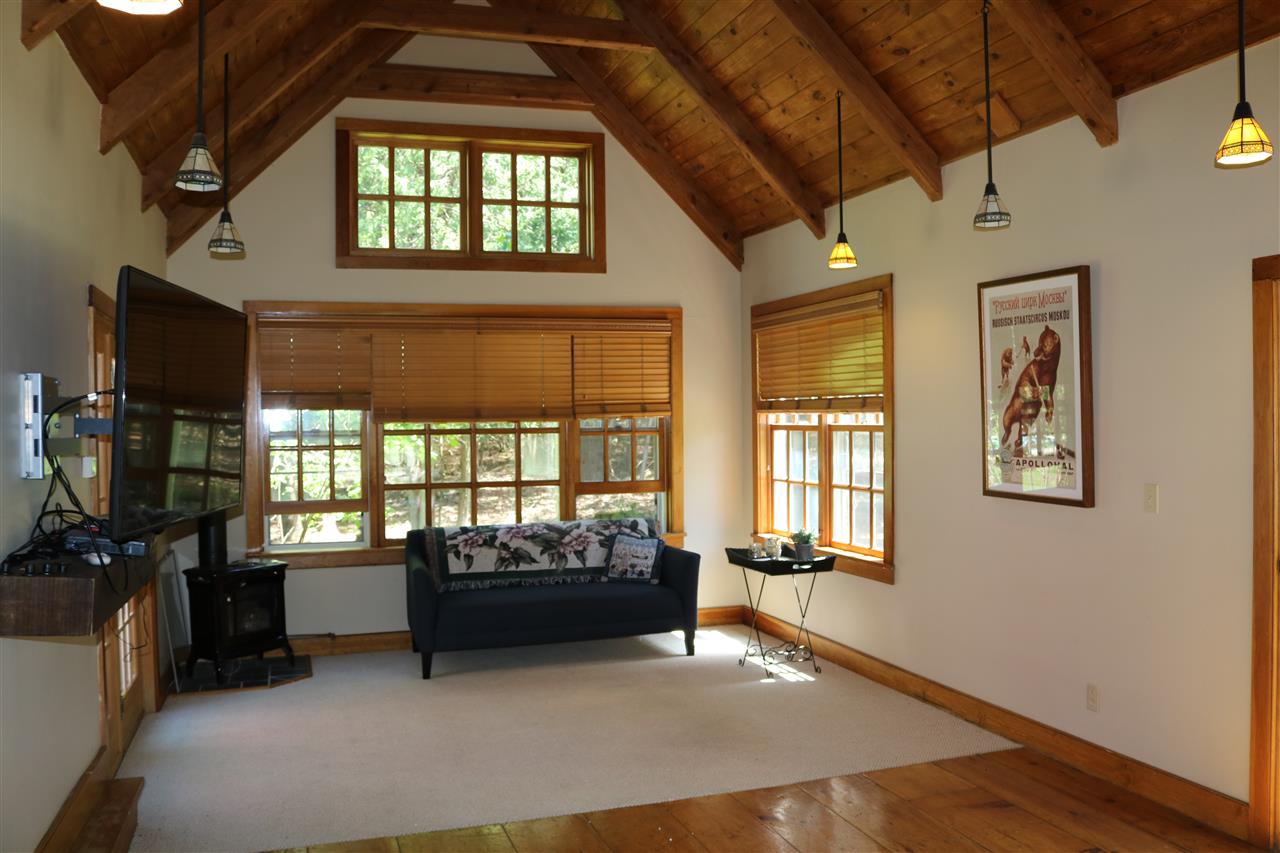 909 Leland Road Salisbury, VT 05769 - Photo 5 of 35